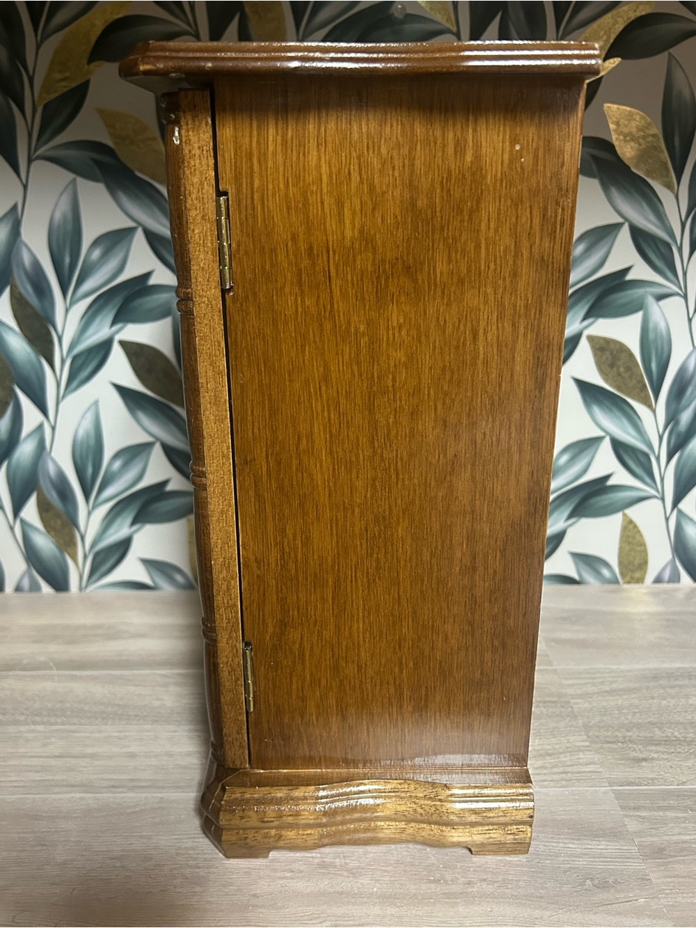 Vintage Powell Lighted Wood Jewelry Box Armoire - Picture 6 of 13